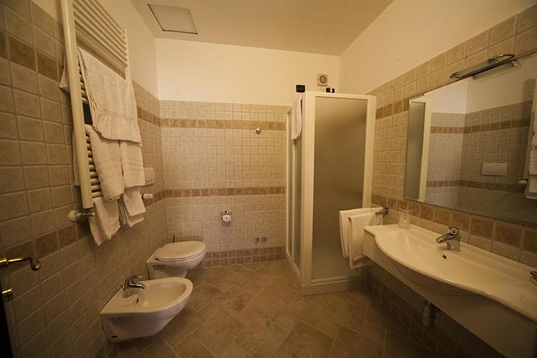 Villa Giovina Pratola Peligna Szoba fotó